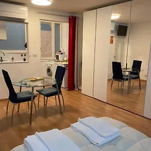 Gianfranco - Center Apartamento