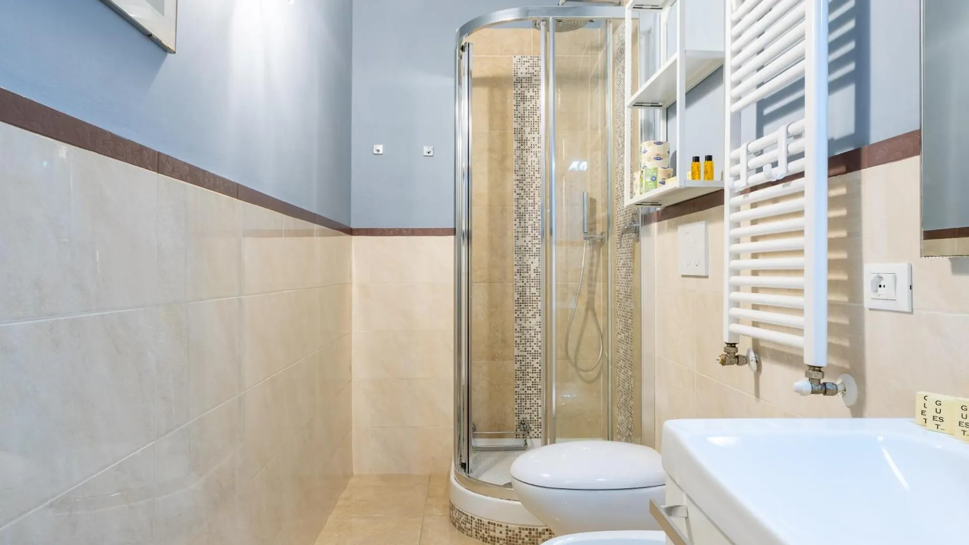 Sant'Ambrogio Elegant Apartment Florence