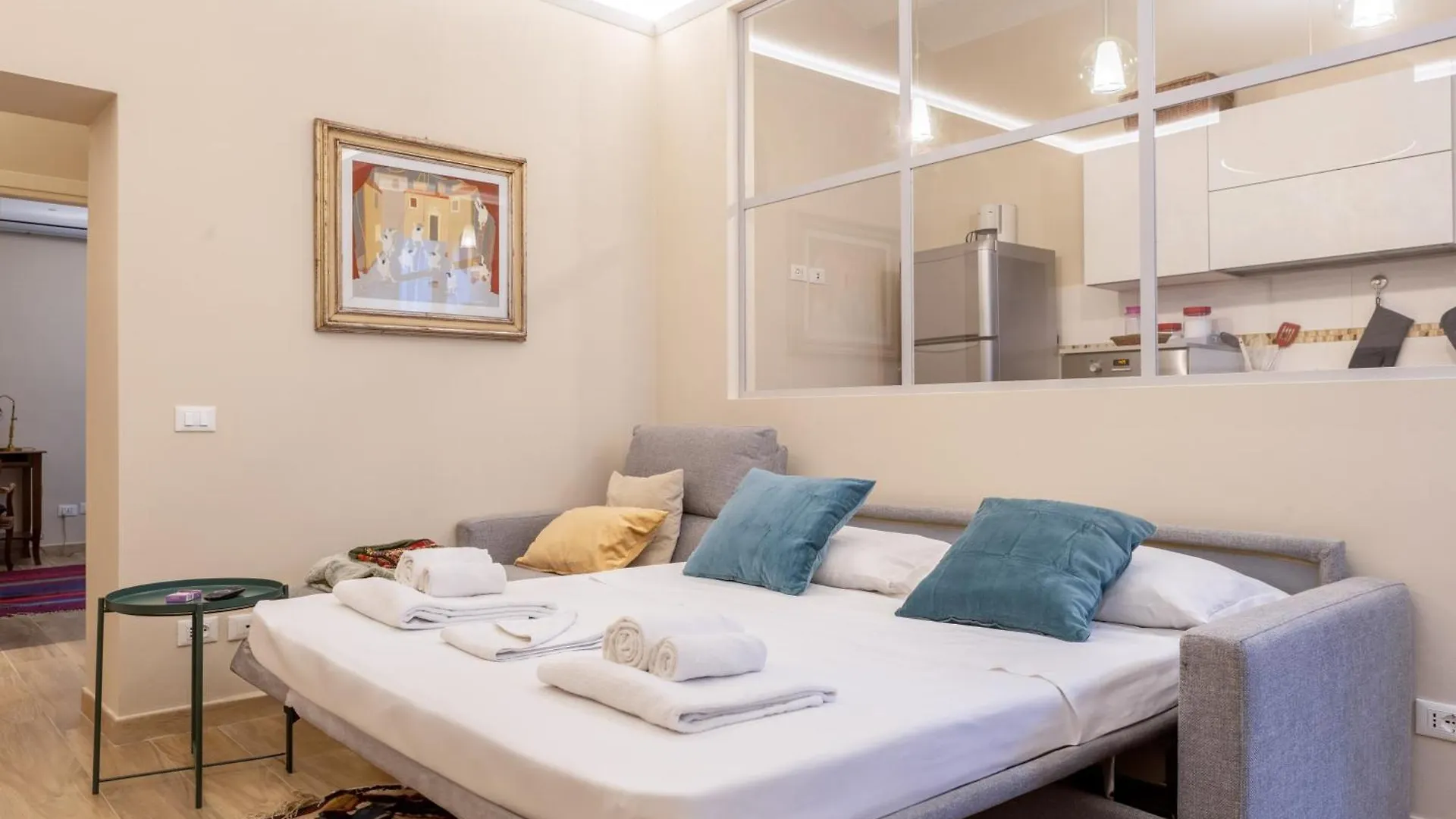 Sant'Ambrogio Elegant Apartment Florence